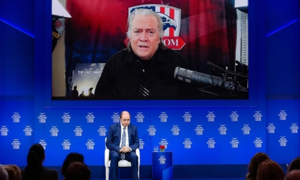 Στιβ Μπάνον: Οι μεγάλες συγκρούσεις στο μέλλον θα γίνουν για τις ελεύθερες θάλασσες