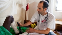 Γιατροί Χωρίς Σύνορα: Η αλληλεγγύη είναι το πρώτο "όπλο" στη μάχη κατά της πανδημίας